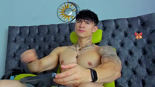 Snapshot of Jeins_carter chatting on December 2024 01:55:01 PM Jeins carter online show from December 2024 01:55:01 PM