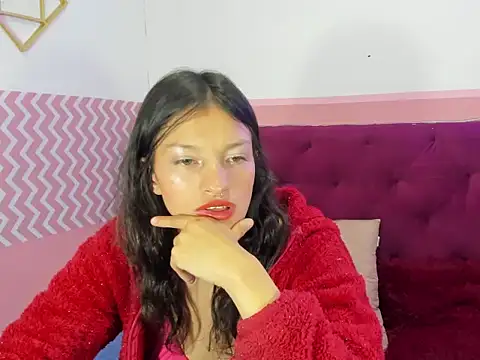 Emma-Wilson online show from January 2025 05:11:01 PM