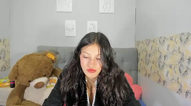 Emma-Wilson online show from January 2025 07:26:02 PM