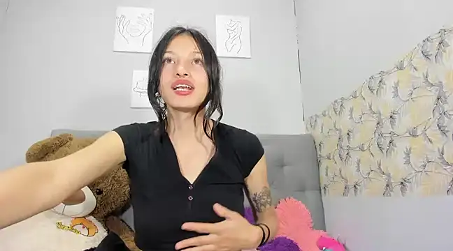 Emma-Wilson online show from January 2025 04:36:01 AM