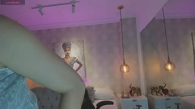 Snapshot of Shantall__ chatting on June 2026 11:13:01 AM Shantall online show from June 2026 11:13:01 AM