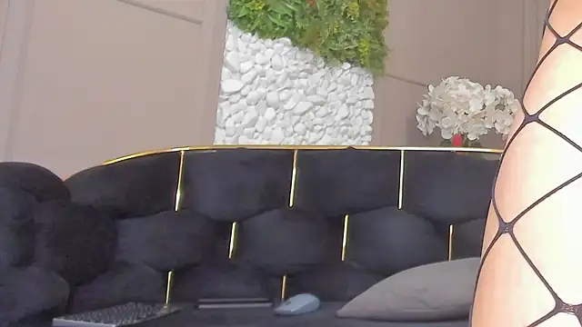 Snapshot of Deliciouslips chatting on February 2026 04:39:02 PM Deliciouslips online show from February 2026 04:39:02 PM