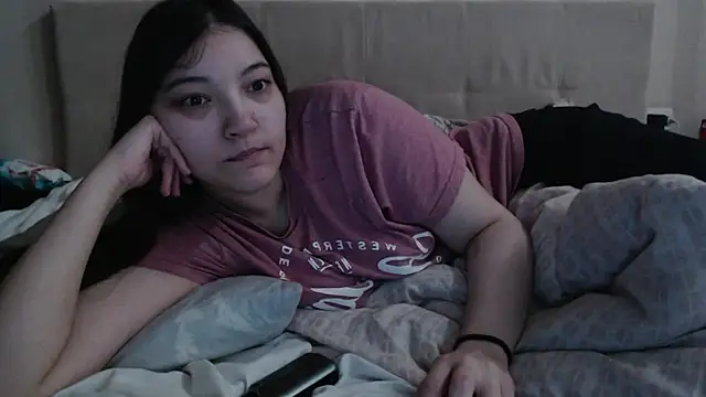 AlisaDevis online show from May 2026 06:07:02 AM