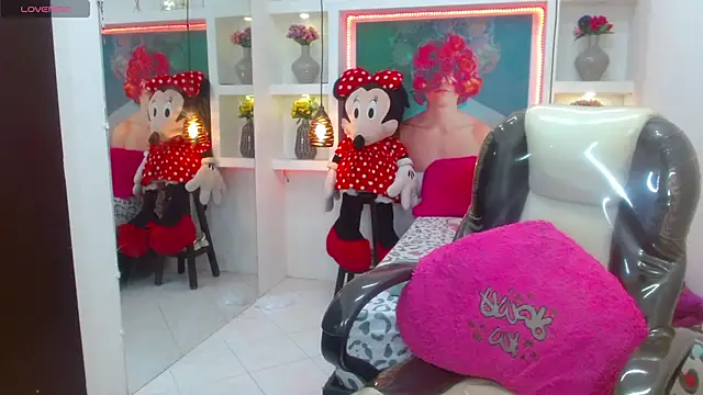 lorenapinto online show from March 2025 07:50:02 PM