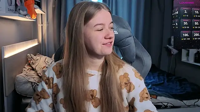 candy maggie online show from February 2025 12:44:01 PM