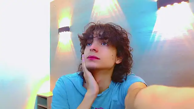 Sr BonnyEthan online show from September 2025 01:59:01 PM