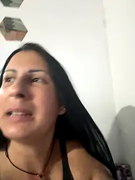 Angelicvill online show from November 2025 10:52:02 AM