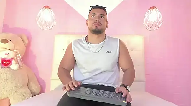 BrianMalonee online show from March 2025 01:15:01 PM