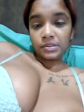 Snapshot of Indianqueen03 chatting on January 2025 07:21:01 PM Indianqueen03 online show from January 2025 07:21:01 PM