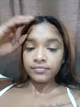 Snapshot of Indianqueen03 chatting on February 2025 02:31:02 PM Indianqueen03 online show from February 2025 02:31:02 PM