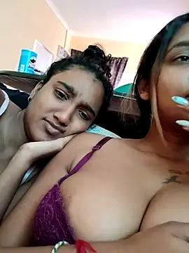 Snapshot of Indianqueen03 chatting on October 2025 09:26:01 AM Indianqueen03 online show from October 2025 09:26:01 AM