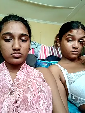 Snapshot of Indianqueen03 chatting on October 2025 10:06:01 AM Indianqueen03 online show from October 2025 10:06:01 AM