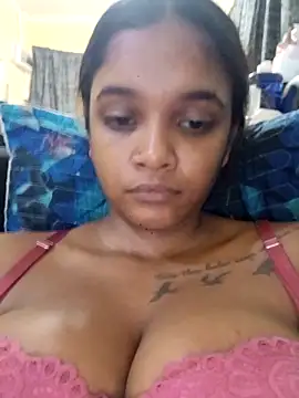 Snapshot of Indianqueen03 chatting on November 2025 05:29:02 PM Indianqueen03 online show from November 2025 05:29:02 PM