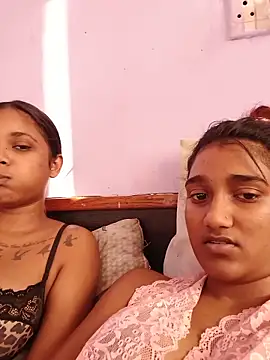 Snapshot of Indianqueen03 chatting on June 2026 01:13:01 PM Indianqueen03 online show from June 2026 01:13:01 PM