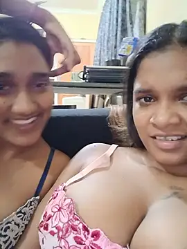 Snapshot of Indianqueen03 chatting on June 2026 06:23:01 PM Indianqueen03 online show from June 2026 06:23:01 PM
