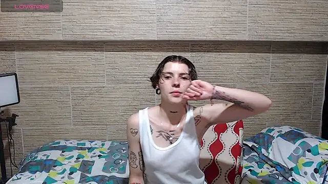 Snapshot of pretty_cristal69 chatting on January 2025 12:22:02 AM pretty cristal69 online show from January 2025 12:22:02 AM