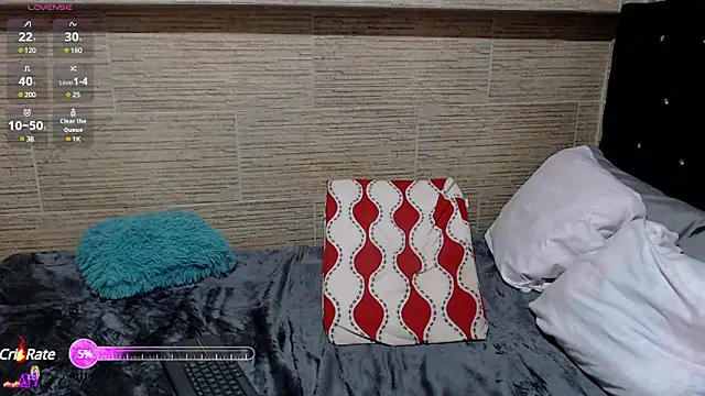 Snapshot of pretty_cristal69 chatting on February 2025 01:00:01 AM pretty cristal69 online show from February 2025 01:00:01 AM