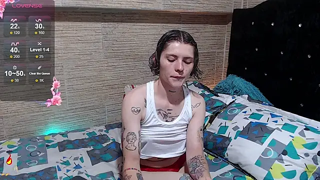 Snapshot of pretty_cristal69 chatting on October 2025 12:14:02 PM pretty cristal69 online show from October 2025 12:14:02 PM