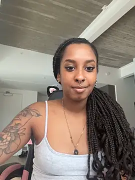 Your Paris online show from December 2025 05:20:01 PM