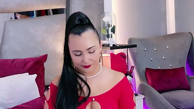 Evangeline Taylorr online show from June 2026 08:13:01 PM