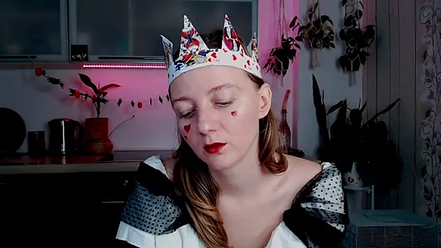 Snapshot of Elly_Helly chatting on October 2025 08:21:02 PM Elly Helly online show from October 2025 08:21:02 PM