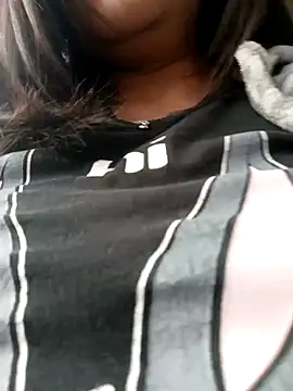 Cristal  04 online show from October 2025 04:05:02 PM