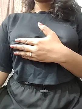 MohiniHott online show from April 2026 05:52:01 AM