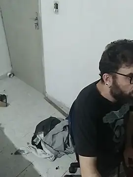 Snapshot of pikalindaxx chatting on February 2026 10:18:01 PM pikalindaxx online show from February 2026 10:18:01 PM