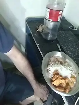 Snapshot of pikalindaxx chatting on February 2026 03:54:01 PM pikalindaxx online show from February 2026 03:54:01 PM