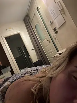 casalinga88 online show from November 2025 03:05:01 AM