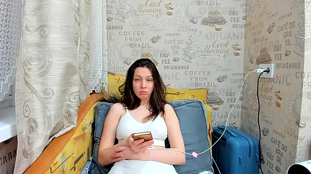 Adela Vetta online show from February 2025 04:47:01 PM