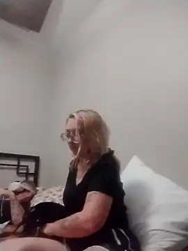 xWhoreAbleX Pika online show from October 2025 08:04:02 AM