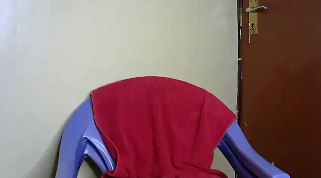 Snapshot of Daddies_lover chatting on December 2024 08:42:01 PM Daddies lover online show from December 2024 08:42:01 PM