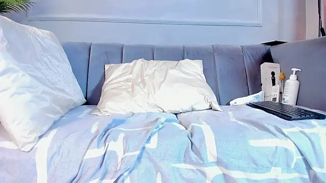 Amykord online show from February 2025 05:46:02 PM