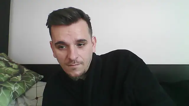 Huge cock22cm online show from March 2025 07:45:01 AM