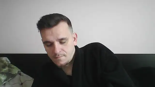 Huge cock22cm online show from March 2025 06:57:02 AM