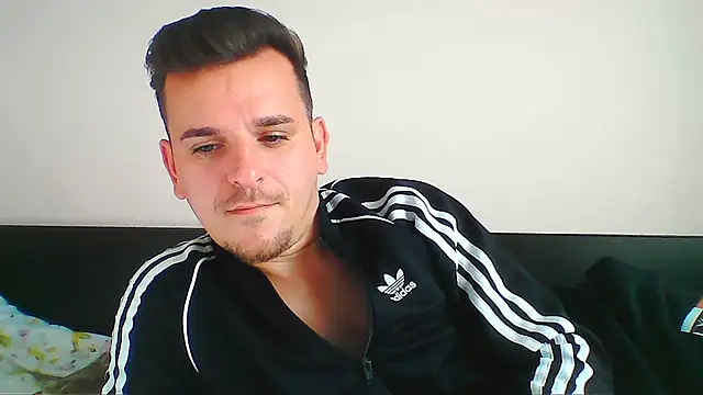 Huge cock22cm online show from October 2025 10:19:02 AM