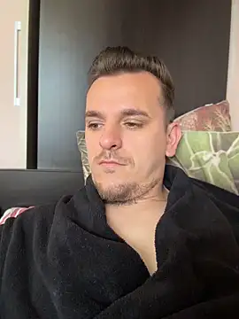 Huge cock22cm online show from June 2026 07:06:02 AM