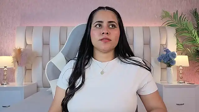 Brenda Garcia online show from September 2025 03:18:02 AM