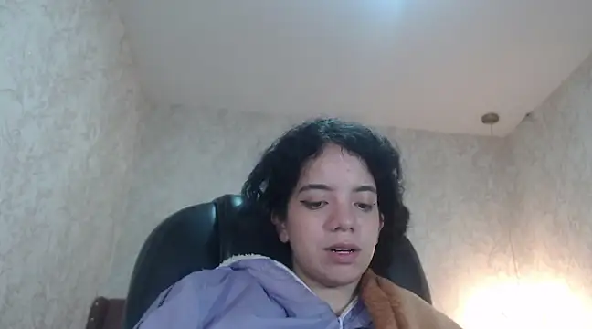 EmmaCowperr online show from January 2025 07:37:02 AM