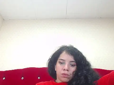 EmmaCowperr online show from February 2025 08:38:02 PM