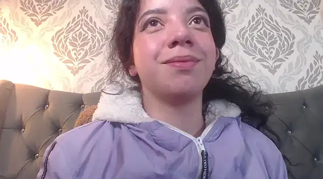 EmmaCowperr online show from February 2025 07:49:01 PM