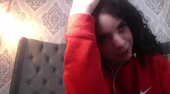 EmmaCowperr online show from March 2025 02:48:02 PM