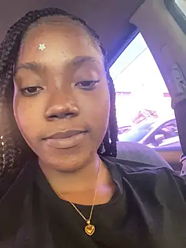 NillaMontana online show from January 2025 07:43:01 PM