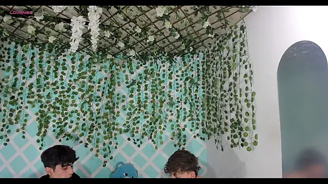 oliverhot2005 online show from January 2026 01:22:01 AM