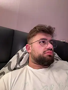 Snapshot of yxssxn24403 chatting on October 2025 03:05:01 AM yxssxn24403 online show from October 2025 03:05:01 AM