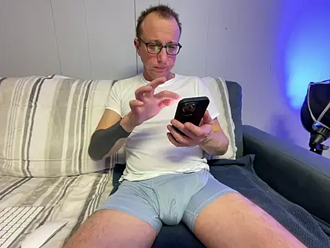 mouser21212 online show from January 2025 03:49:01 PM