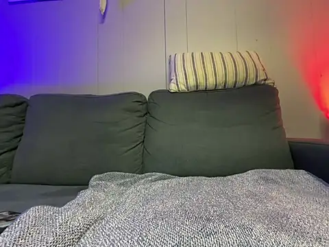 mouser21212 online show from March 2025 01:48:01 AM