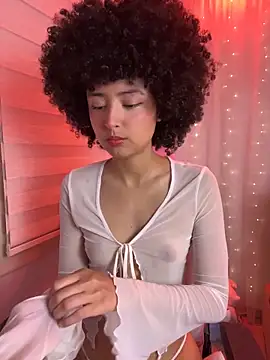 Alice winter  online show from December 2025 06:14:02 PM