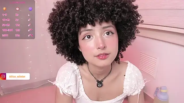 Snapshot of Alice_winter_ chatting on July 2026 11:22:01 PM Alice winter online show from July 2026 11:22:01 PM
